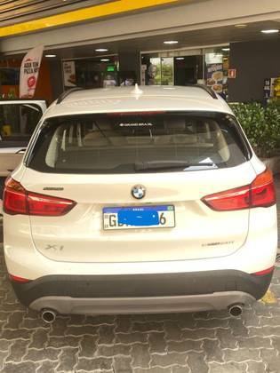 BMW X1 2.0 16V TURBO ACTIVEFLEX SDRIVE20I 4P AUTOMÁTICO